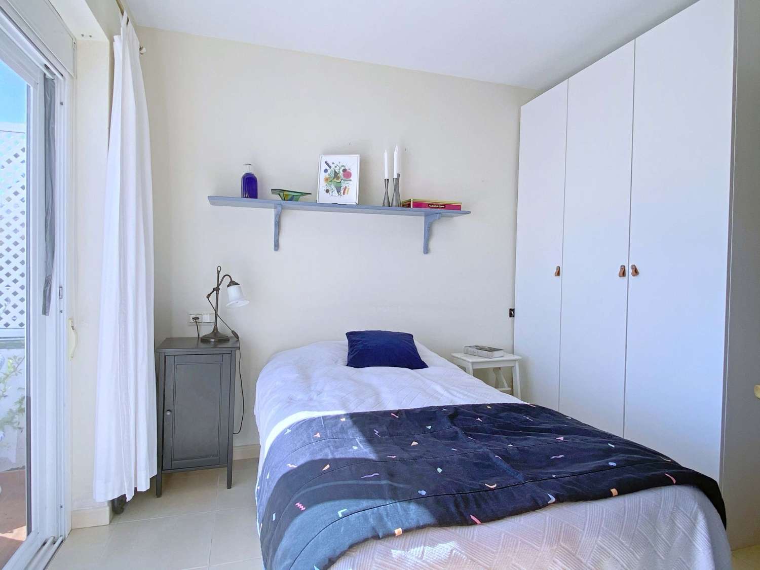 Apartamento con dos dormitorios en Urb La Noria, Nerja