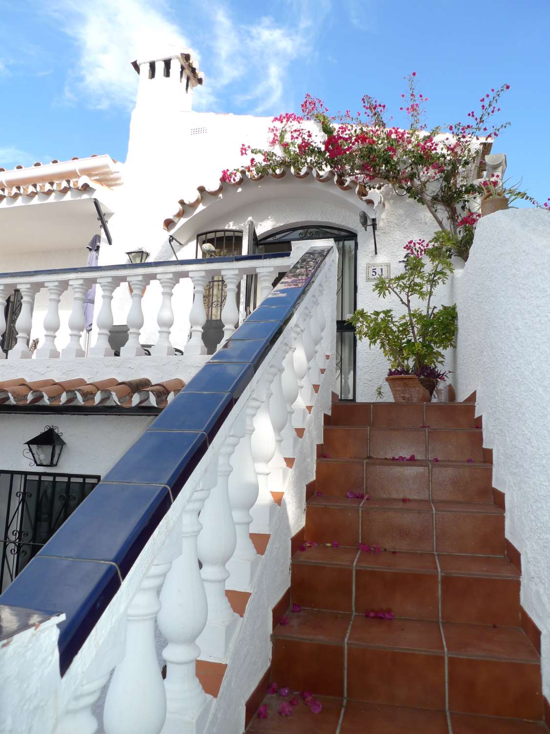 内尔哈 Urb San Juan de Capistrano 出售 2 套公寓的联排别墅