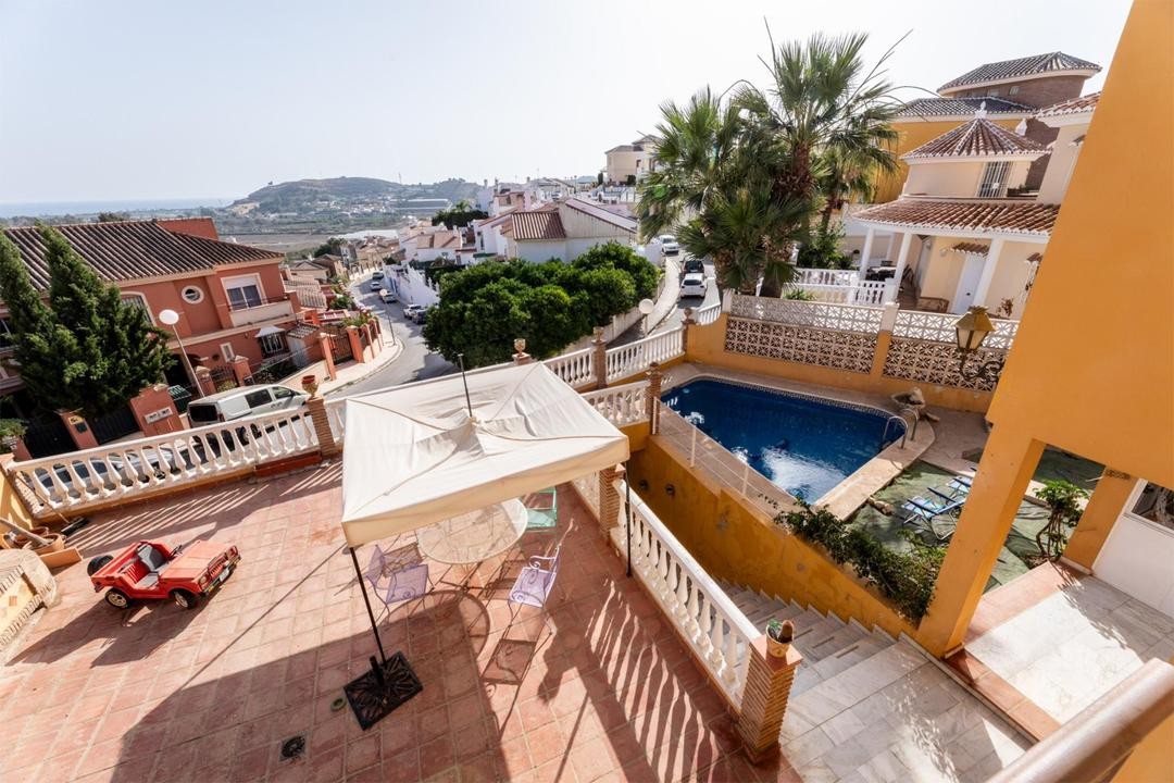 Villa for sale in Torre del Mar