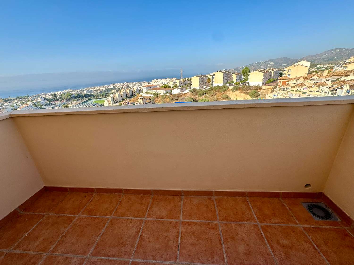 Duplex apartment with 2 bedrooms for sale in Nerja