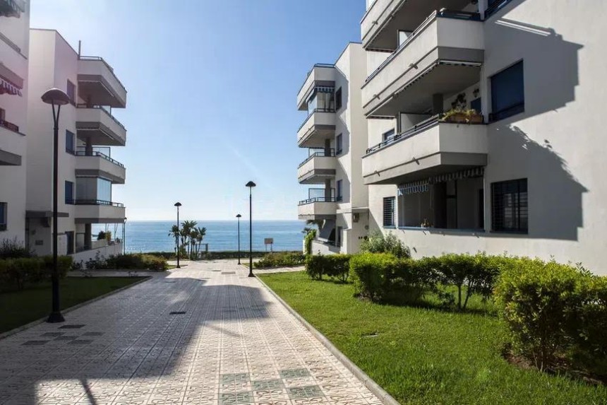 Petit Appartement en vente à Torrox Costa