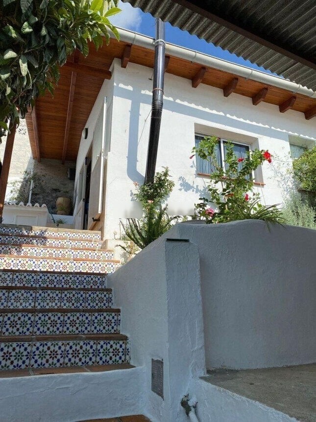 Villa for sale in Vélez-Málaga