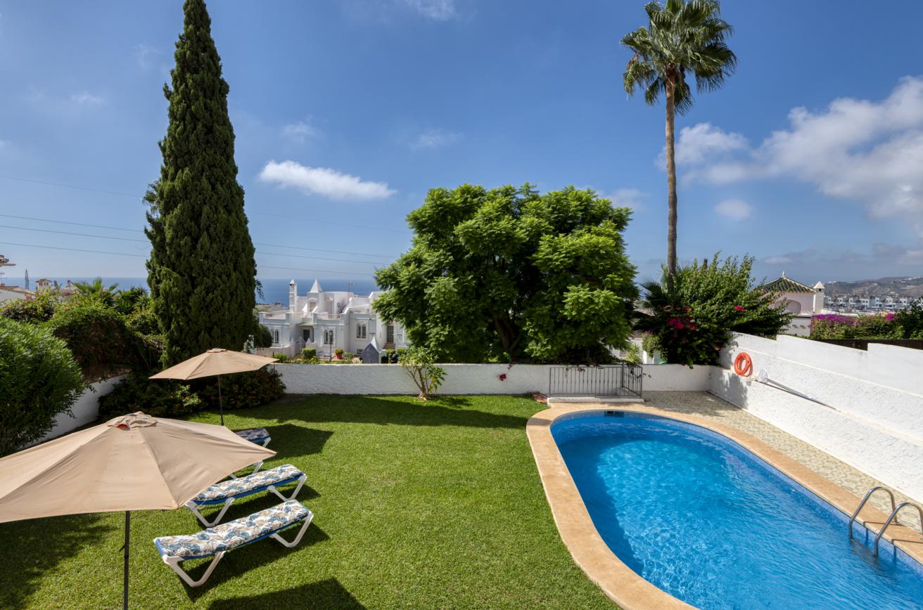 Villa avec piscine privée à vendre à Nerja (zone Capistrano).