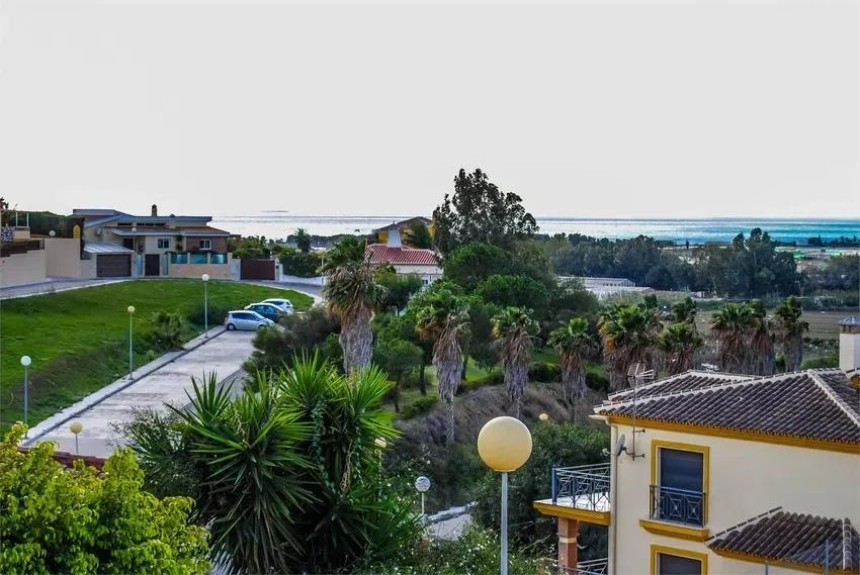 Villa for sale in Torre del Mar