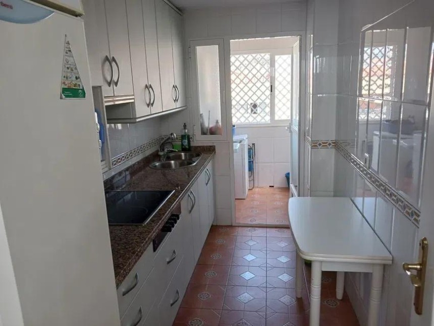 Appartement te koop in Almuñécar