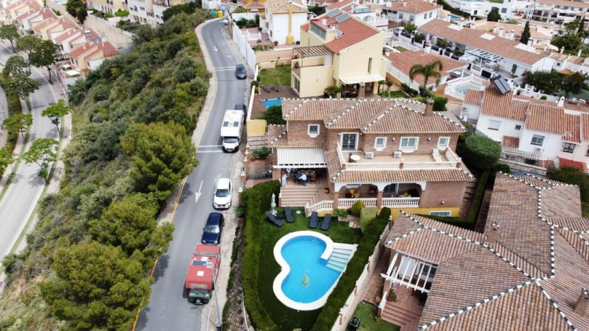 Villa en venta en La Cala del Moral (Rincón de la Victoria)