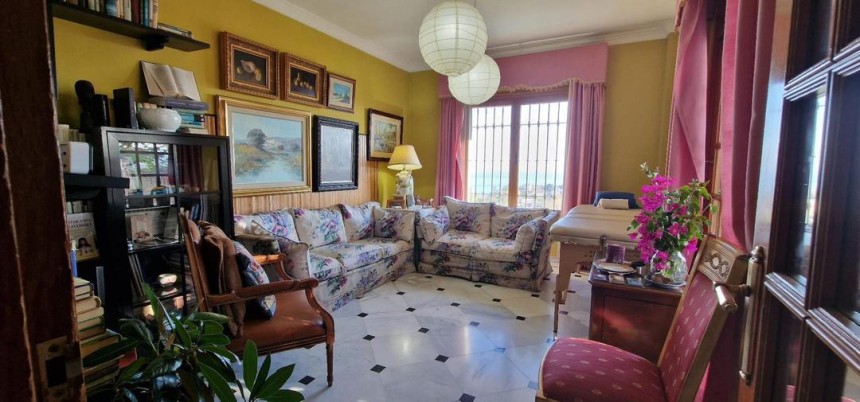 Villa for sale in Málaga