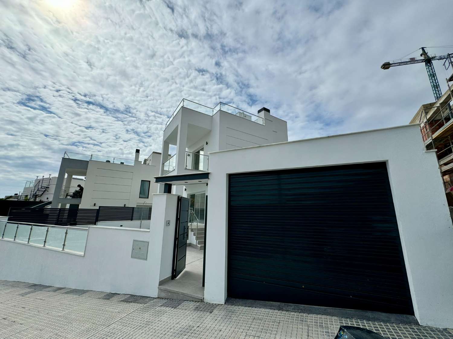 Villa de nueva construcción con 4 dormitorios en Nerja