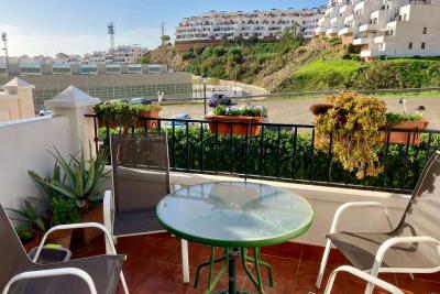 Apartamento de 2 dormitorios y terraza en Nerja