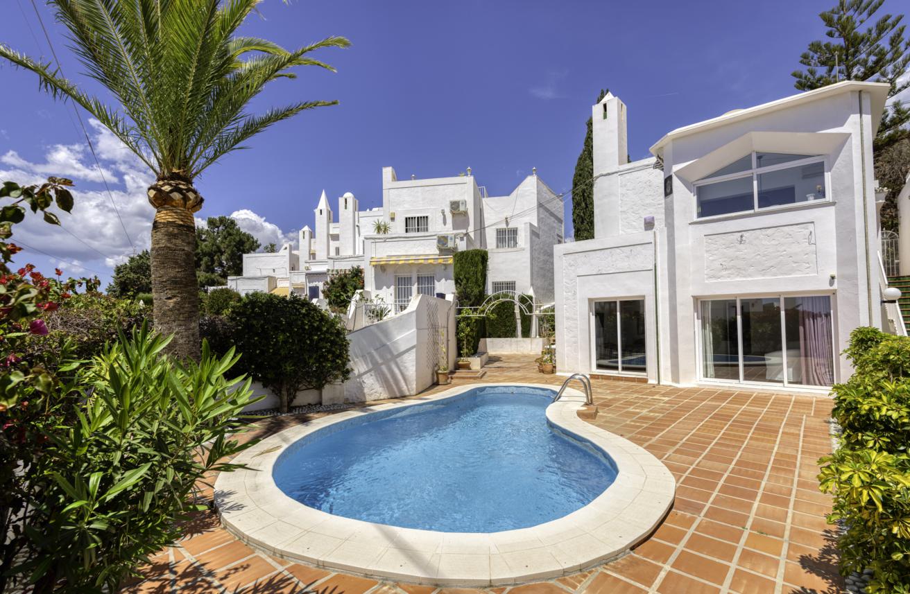 Villa à vendre à Nerja, Urb.