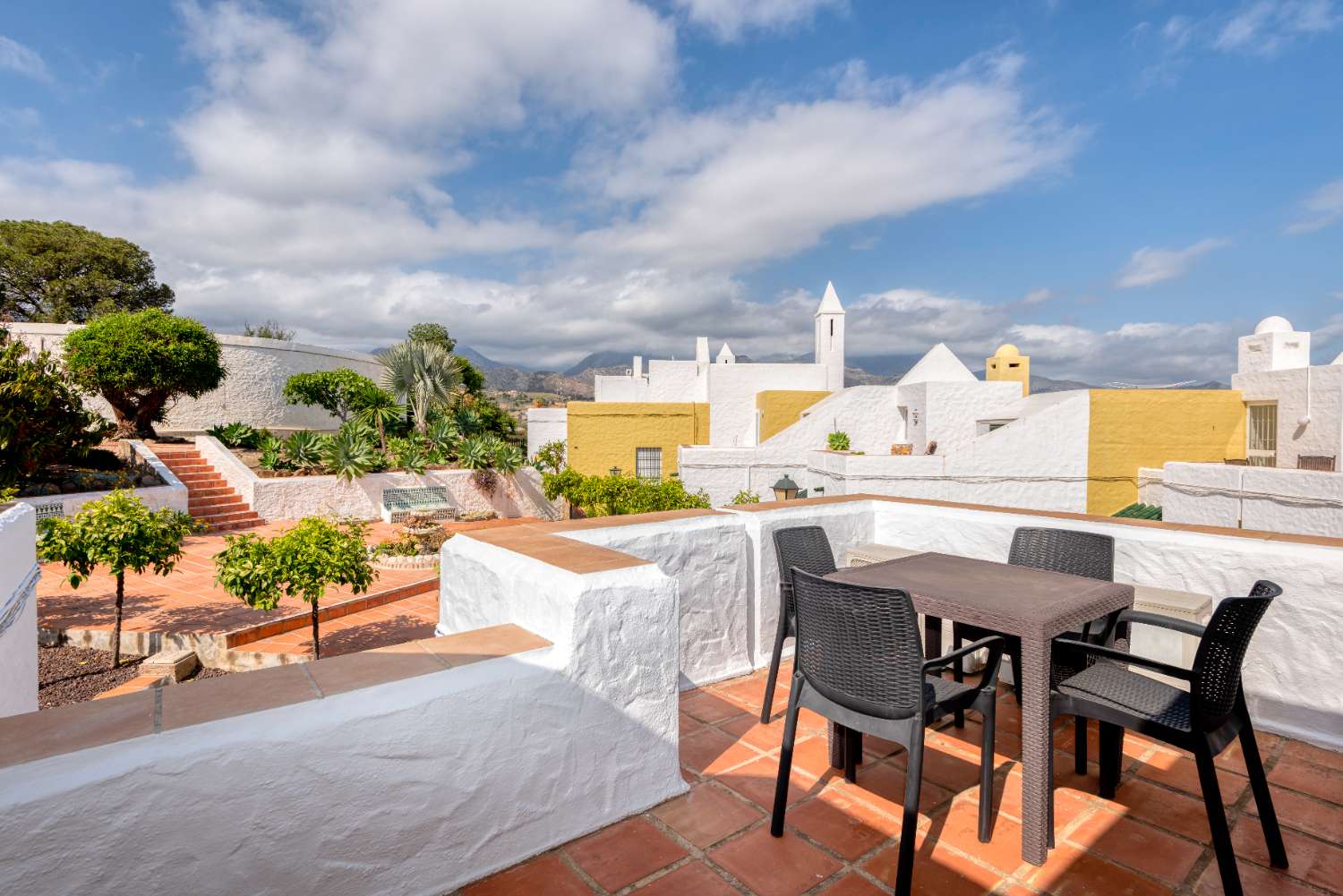 Casa adosada en venta en Urb Casablanca, Nerja