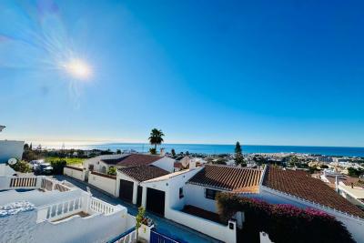 Maravillosa casa adosada en venta en Urb Algarrobo, Nerj...